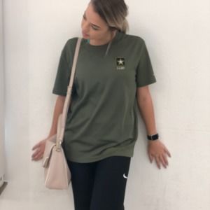 Meet your Posher, Lindsey